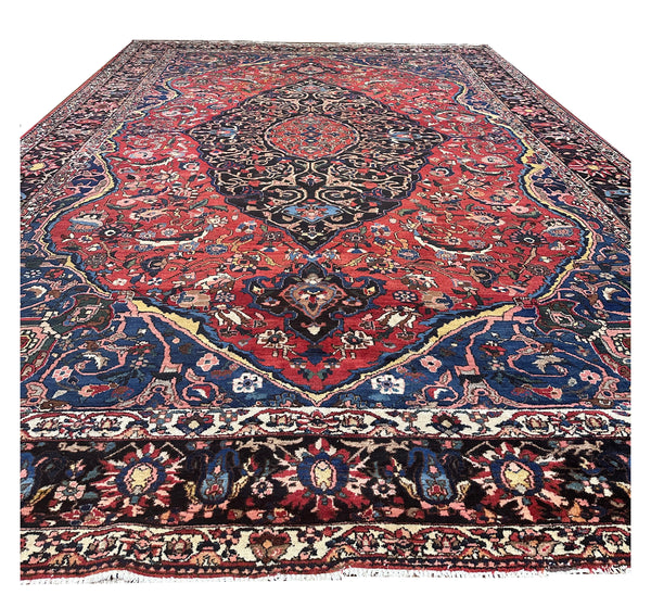 Large Persian Antique Bakhtiari