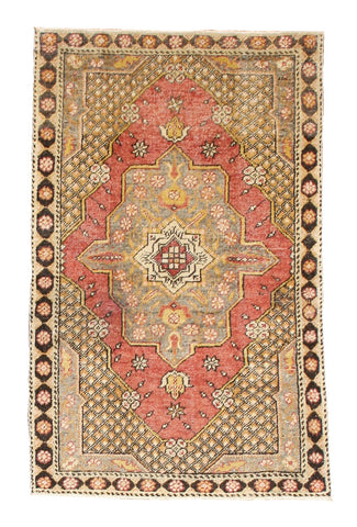 Vintage Turkish Oushak
